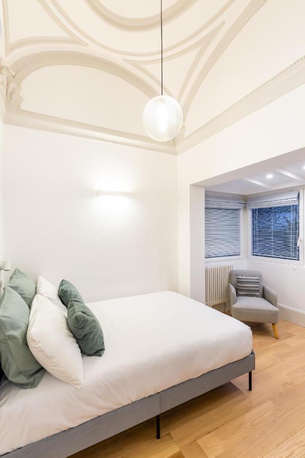 Apartment Cozy In Chiaia District By Wonderful Italy